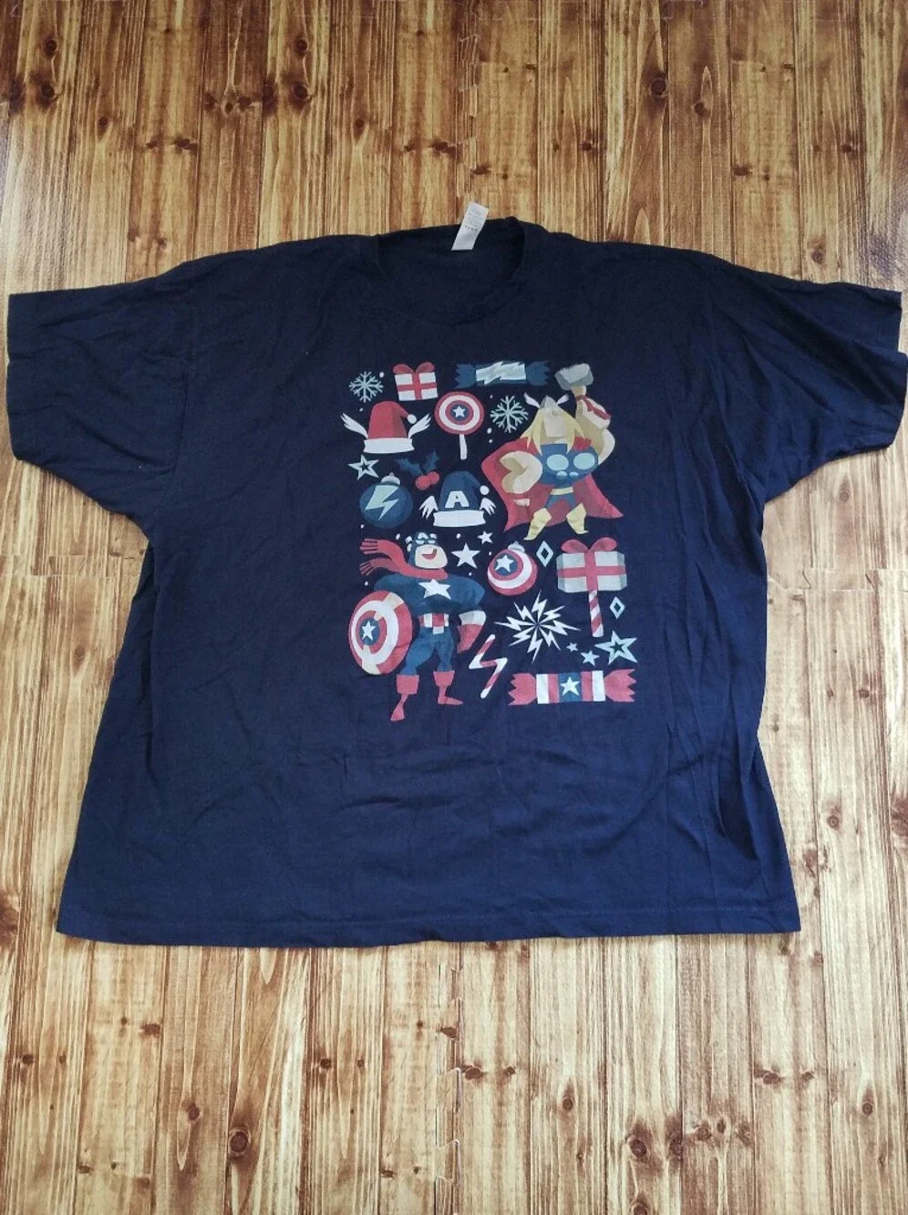 Marvel Avengers Christmas T-Shirt 2XL XXL Men's Blue Holiday Superhero Disney